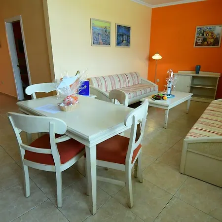 Villamar 3* 모로델제블
